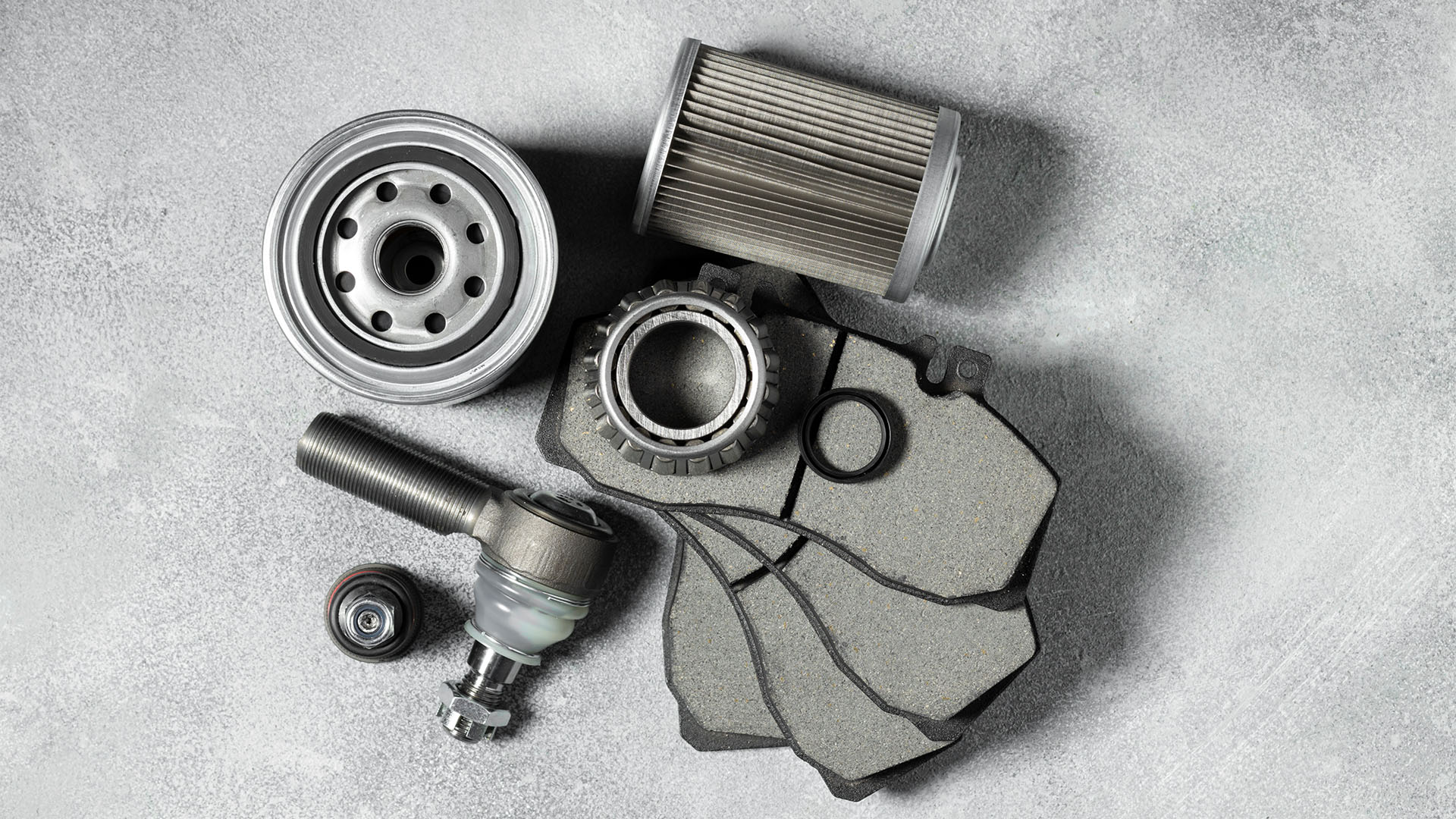 _0000_different-car-accessories-arrangement